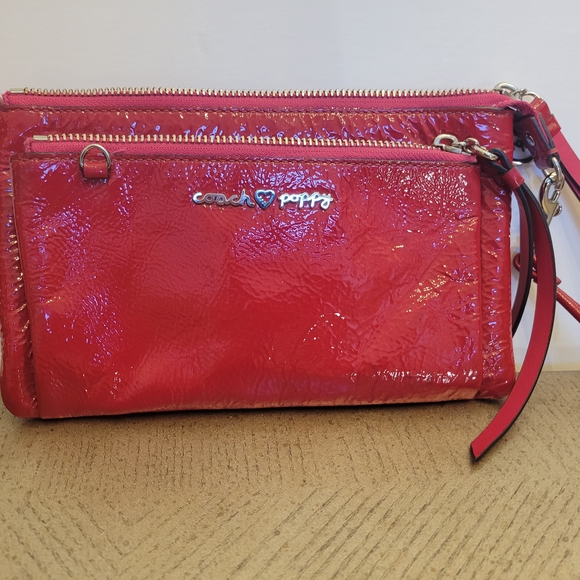 Coach Poppy Red Women's Bag.New. Never Used. - Picture 6 of 9